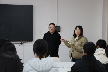 Beat365中文官方网站‖教育学院‖跨界融合，智创未来：张建军教授“人工智能赋能实验装置艺术”工作坊正式启幕