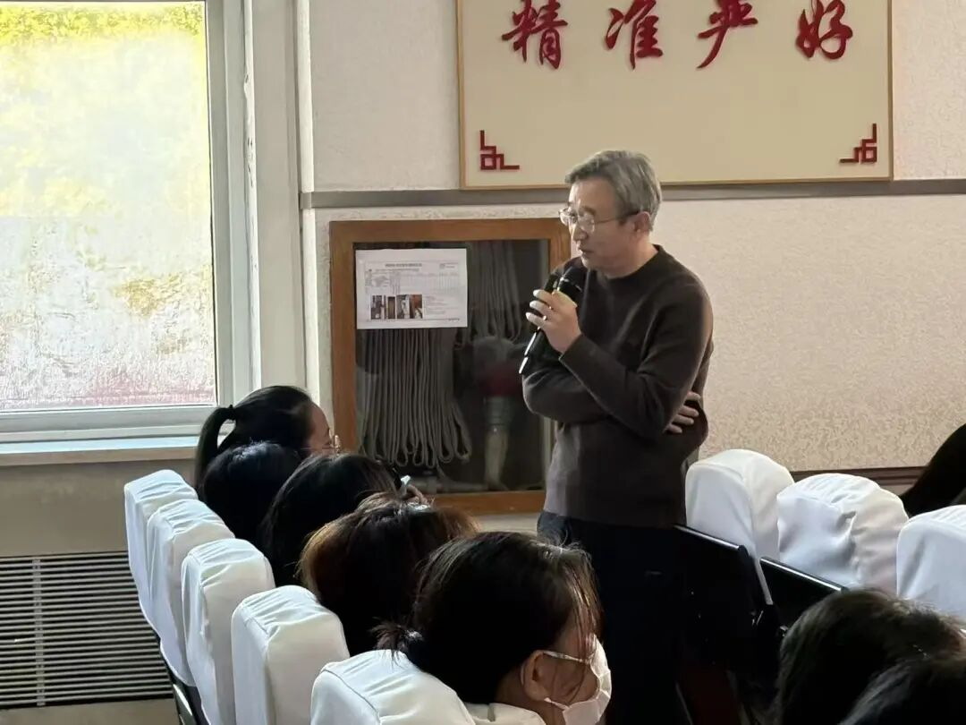 Beat365中文官方网站‖教育学院‖教育学院举办心理学就业讲座,助学子破解行业迷思