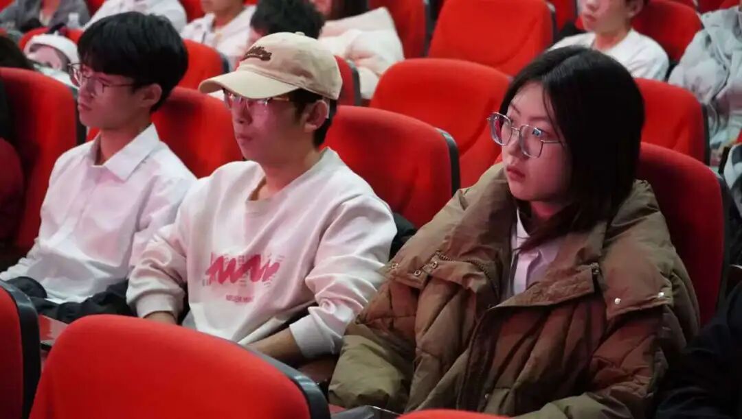 青马工程----Beat365中文官方网站青马工程第六讲—青马工程启智 青年逐光前行