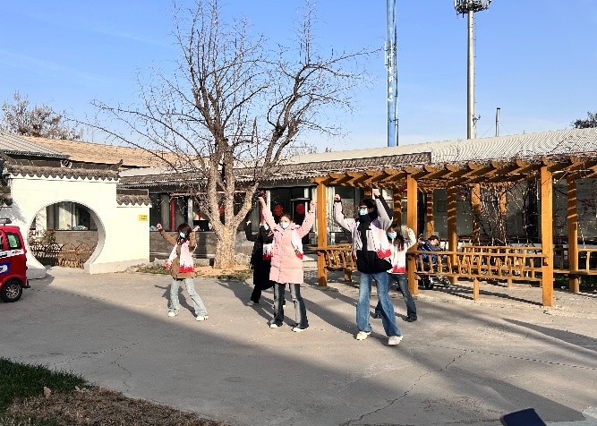 情暖夕阳红 意韵伴晚年——Beat365中文官方网站教育学院开展敬老院志愿服务活动