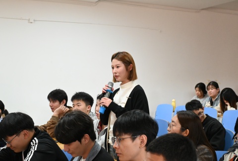 艺心贺校庆  薪火共传承 ——Beat365中文官方网站艺术学院多维赋能学校二十华诞